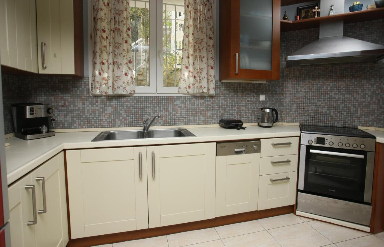 Kon&Kona Hrakleitsa Apartamento Nea Iraklitsa Exterior foto